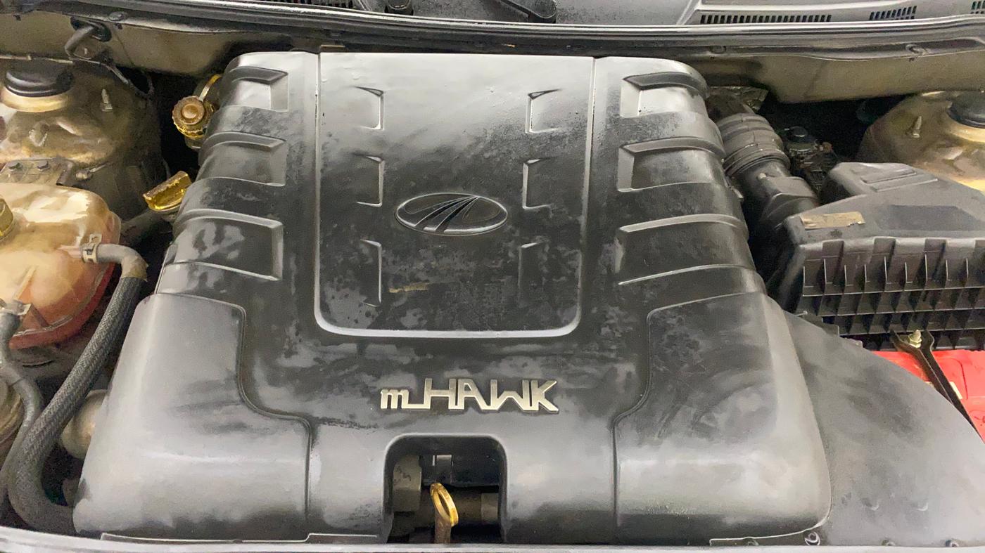 2018 Mahindra XUV500 W11, Diesel, Manual, 93,940 km, Engine View