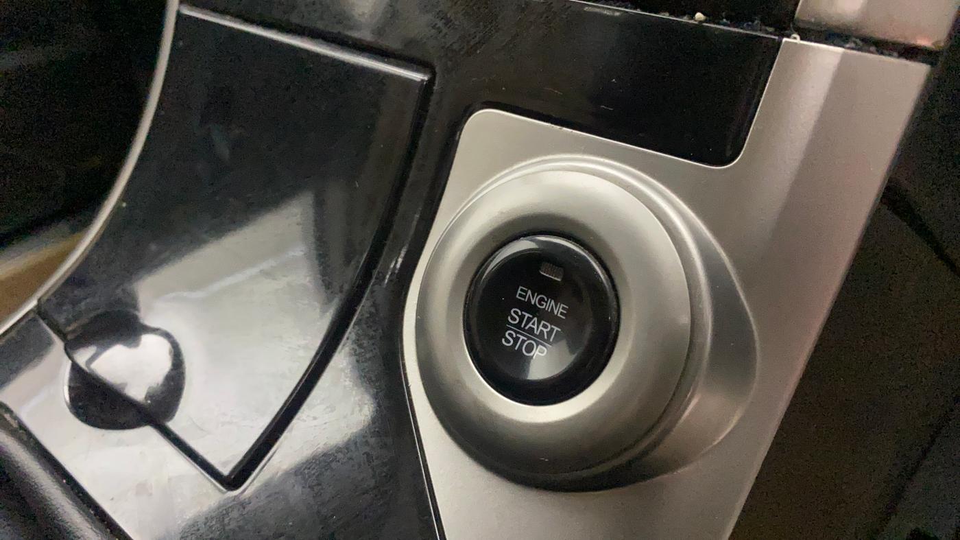 2018 Mahindra XUV500 W11, Diesel, Manual, 93,940 km, Keyless Start/ Stop Button