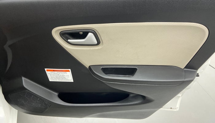 2021 Maruti Alto LXI CNG, CNG, Manual, 21,850 km, Driver Side Door Panels Control