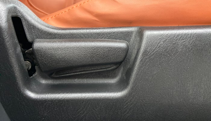 2021 Maruti Alto LXI CNG, CNG, Manual, 21,850 km, Driver Side Adjustment Panel