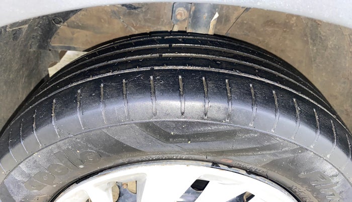 2022 Maruti Baleno DELTA PETROL 1.2, Petrol, Manual, 51,160 km, Left Front Tyre Tread