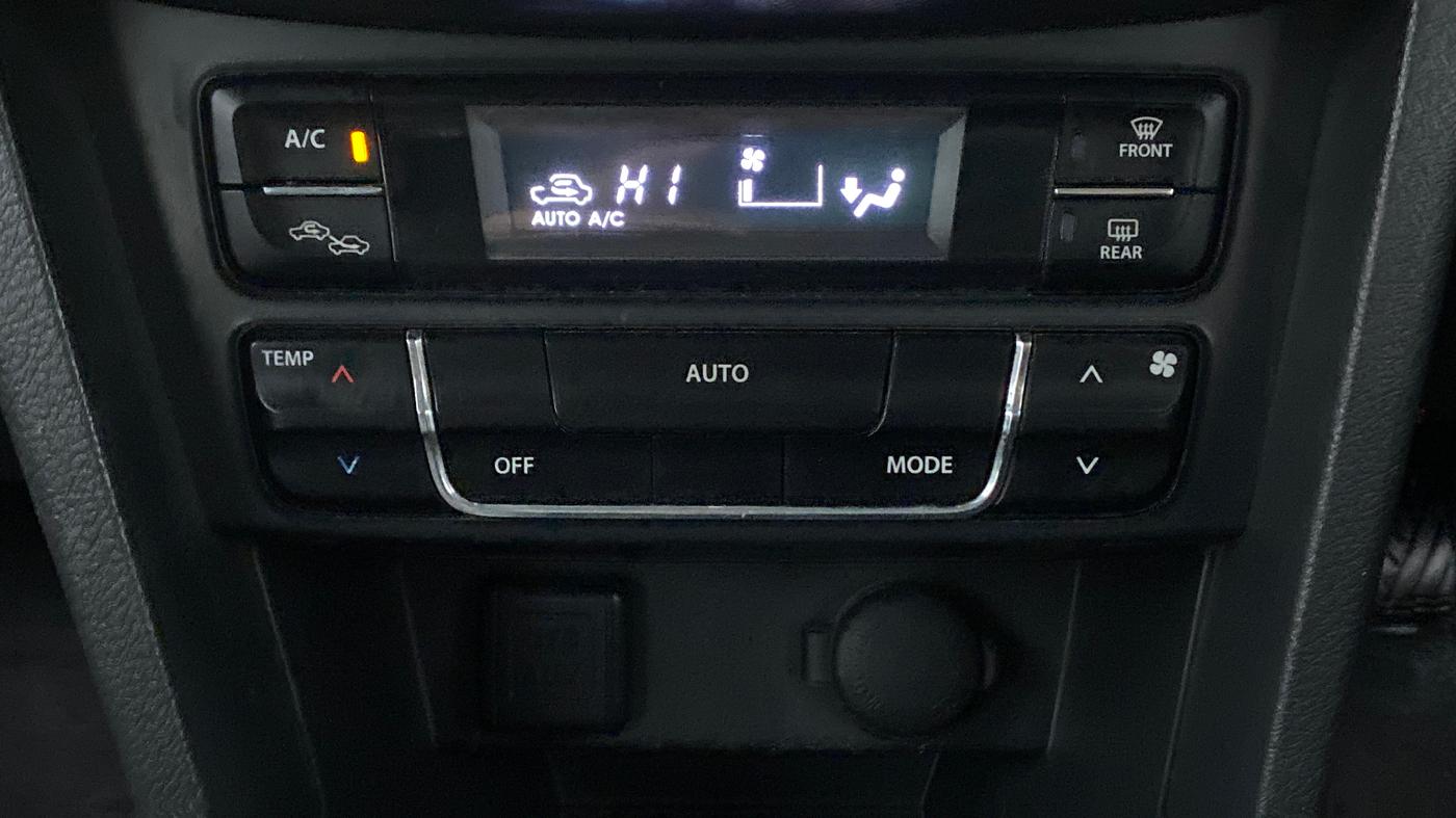 2017 Maruti Vitara Brezza ZDI, Diesel, Manual, 51,712 km, Automatic Climate Control