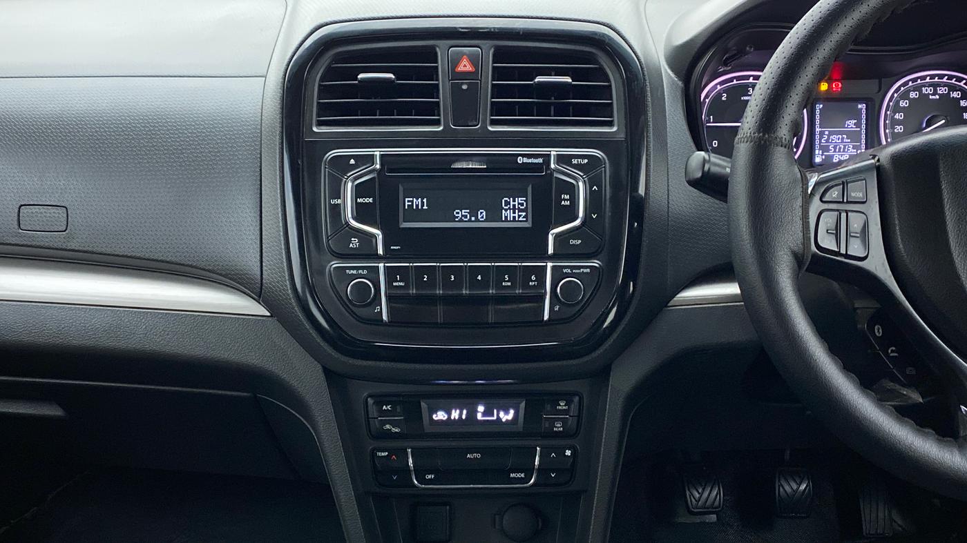 2017 Maruti Vitara Brezza ZDI, Diesel, Manual, 51,712 km, Air Conditioner