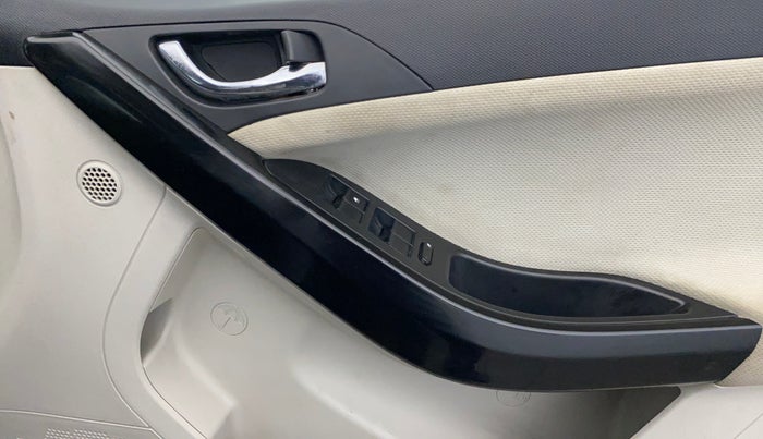 2023 Tata NEXON XZ PLUS PETROL SUNROOF, Petrol, Manual, 58,364 km, Driver Side Door Panels Control