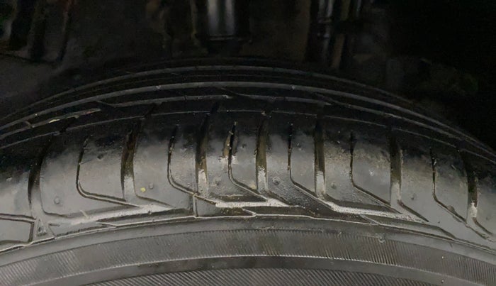 2023 Tata NEXON XZ PLUS PETROL SUNROOF, Petrol, Manual, 58,364 km, Left Rear Tyre Tread