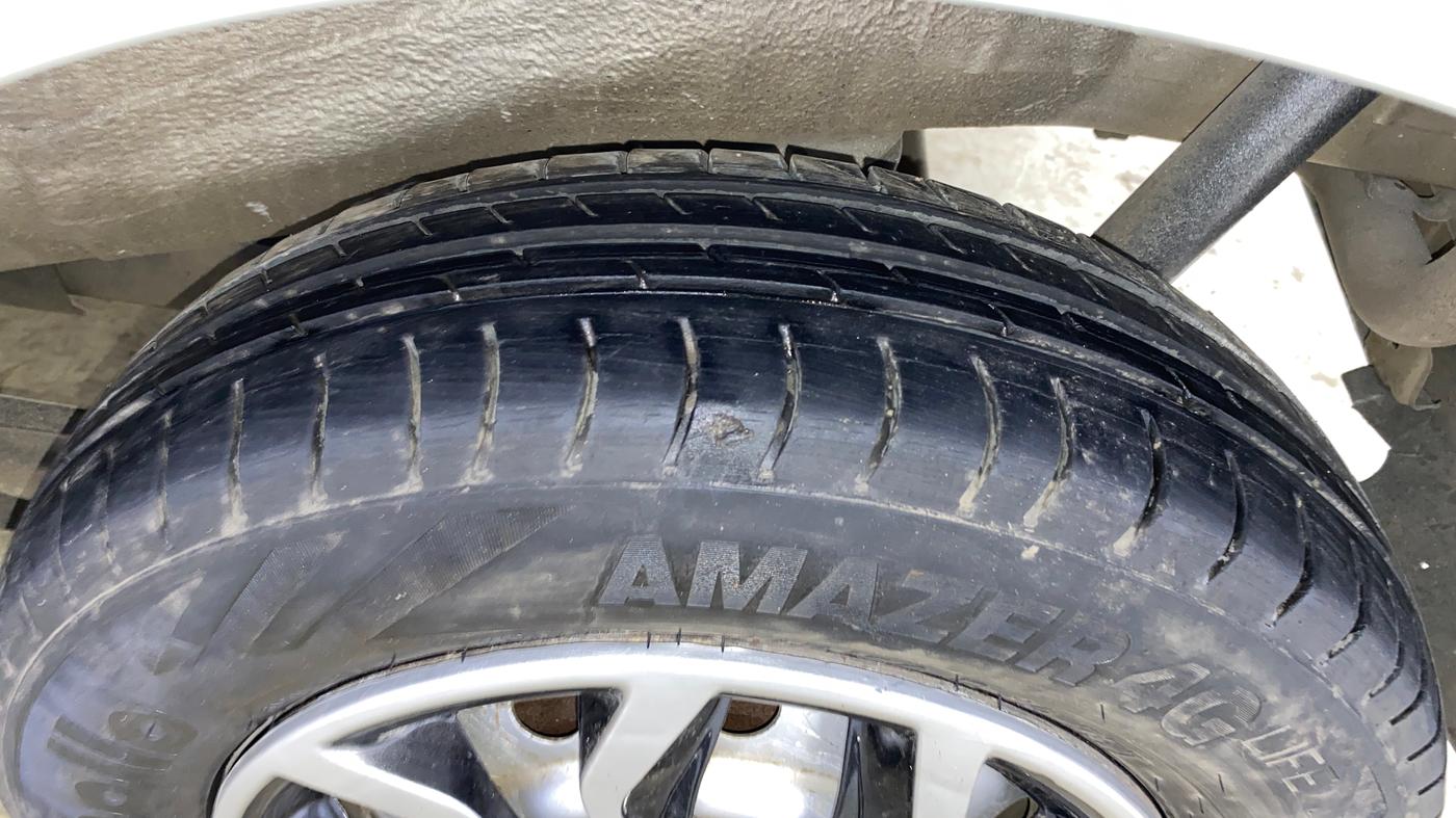 2014 Maruti Wagon R 1.0 LXI CNG, CNG, Manual, 77,391 km, Left Rear Tyre Tread