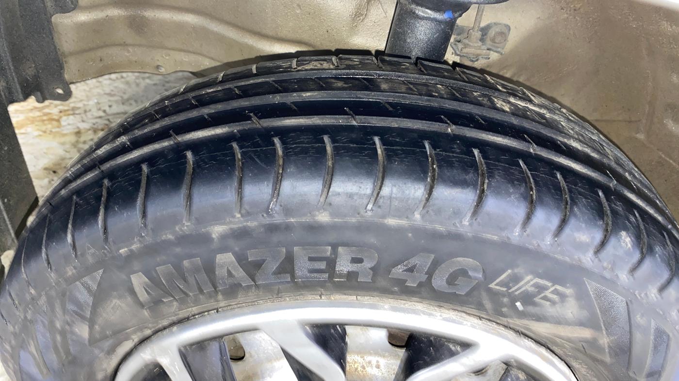 2014 Maruti Wagon R 1.0 LXI CNG, CNG, Manual, 77,391 km, Left Front Tyre Tread