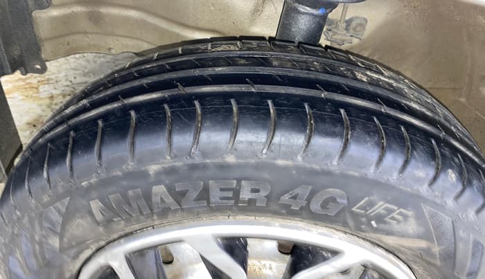 2014 Maruti Wagon R 1.0 LXI CNG, CNG, Manual, 77,391 km, Left Front Tyre Tread