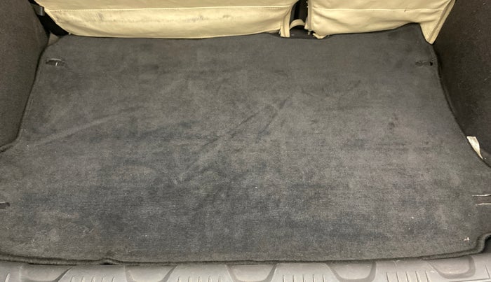 2014 Ford Ecosport TITANIUM 1.5L PETROL AT, Petrol, Automatic, 1,39,529 km, Boot Inside