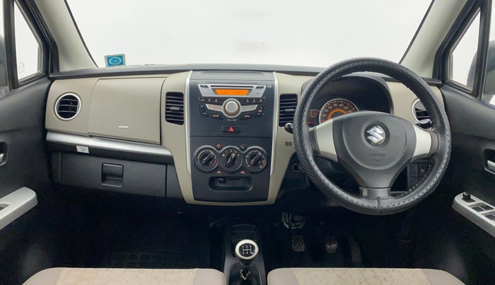2016 Maruti Wagon R 1.0 VXI OPT, Petrol, Manual, 86,573 km, Dashboard