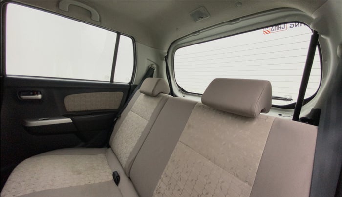 2016 Maruti Wagon R 1.0 VXI OPT, Petrol, Manual, 86,573 km, Right Side Rear Door Cabin
