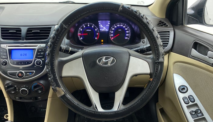 2012 Hyundai Verna FLUIDIC 1.4 VTVT, Petrol, Manual, 1,04,113 km, Steering Wheel Close Up