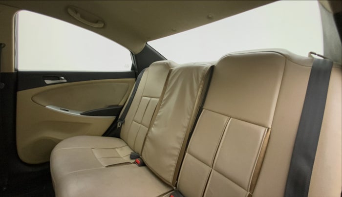 2012 Hyundai Verna FLUIDIC 1.4 VTVT, Petrol, Manual, 1,04,113 km, Right Side Rear Door Cabin