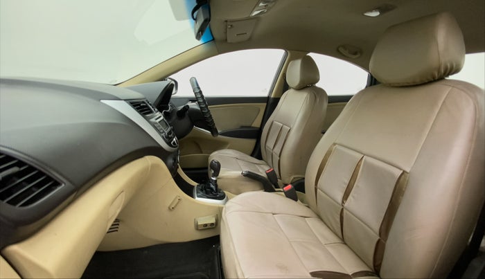 2012 Hyundai Verna FLUIDIC 1.4 VTVT, Petrol, Manual, 1,04,113 km, Right Side Front Door Cabin