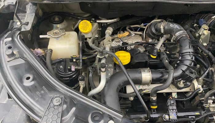 2022 Nissan MAGNITE XV PREMIUM TURBO CVT, Petrol, Automatic, 17,630 km, Engine View - Right