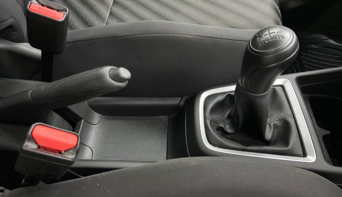 2019 Maruti Swift LXI, Petrol, Manual, 1,994 km, Gear Lever