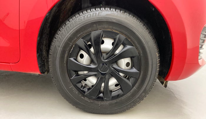 2019 Maruti Swift LXI, Petrol, Manual, 1,994 km, Right Front Wheel