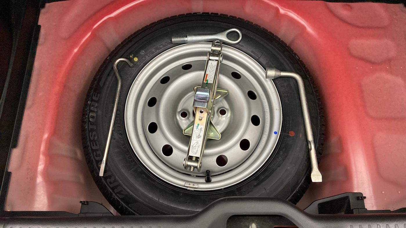 2019 Maruti Swift LXI, Petrol, Manual, 1,994 km, Spare Tyre
