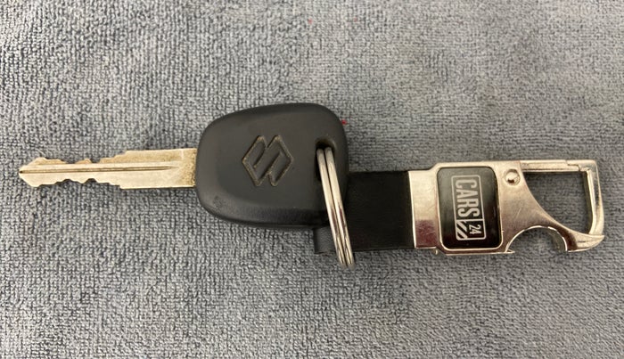 2019 Maruti Swift LXI, Petrol, Manual, 1,994 km, Key Close Up