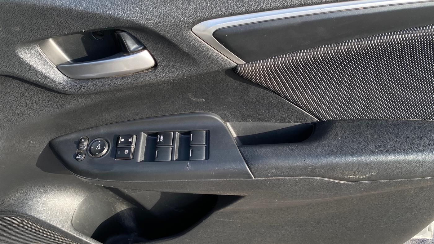 2019 Honda WR-V 1.2L I-VTEC VX MT, Petrol, Manual, 27,898 km, Driver Side Door Panels Control