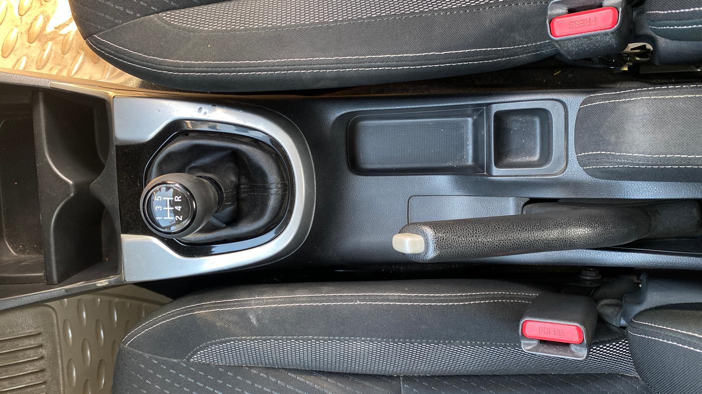 2019 Honda WR-V 1.2L I-VTEC VX MT, Petrol, Manual, 27,898 km, Gear Lever