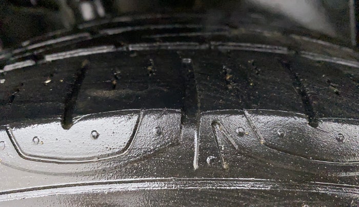 2018 Jeep Compass LIMITED 1.4 PETROL AT, Petrol, Automatic, 50,636 km, Right Rear Tyre Tread