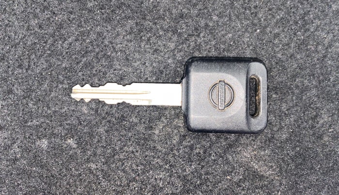 2013 Nissan Micra Active XL, Petrol, Manual, 1,36,687 km, Key Close Up