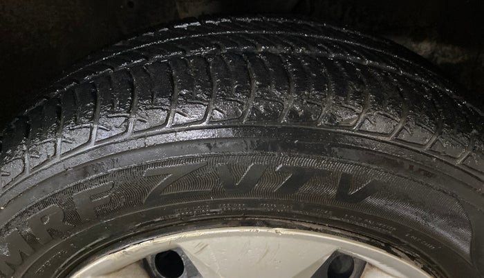 2019 Maruti New Wagon-R ZXI 1.2, Petrol, Manual, 30,948 km, Right Front Tyre Tread