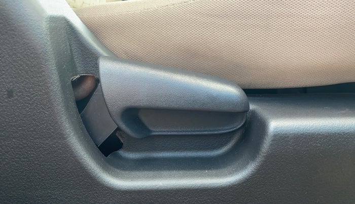 2018 Maruti Wagon R 1.0 VXI AMT, Petrol, Automatic, 10,911 km, Driver Side Adjustment Panel