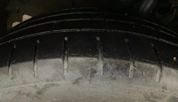2021 Maruti Baleno ZETA CVT PETROL 1.2, Petrol, Automatic, 80,810 km, Left Front Tyre Tread