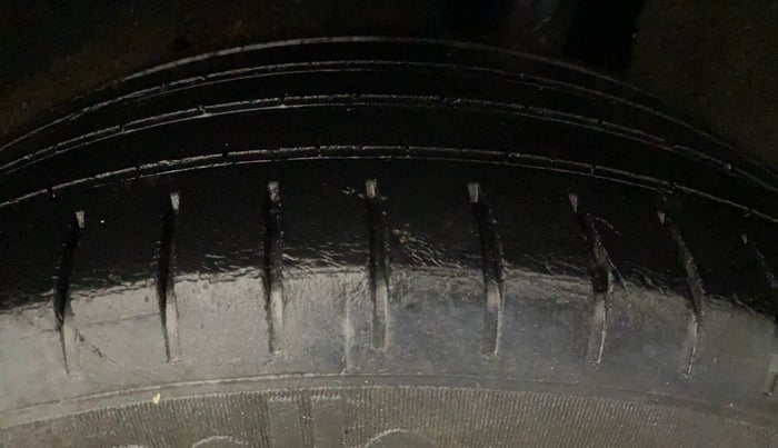 2021 Maruti Baleno ZETA CVT PETROL 1.2, Petrol, Automatic, 80,810 km, Left Rear Tyre Tread