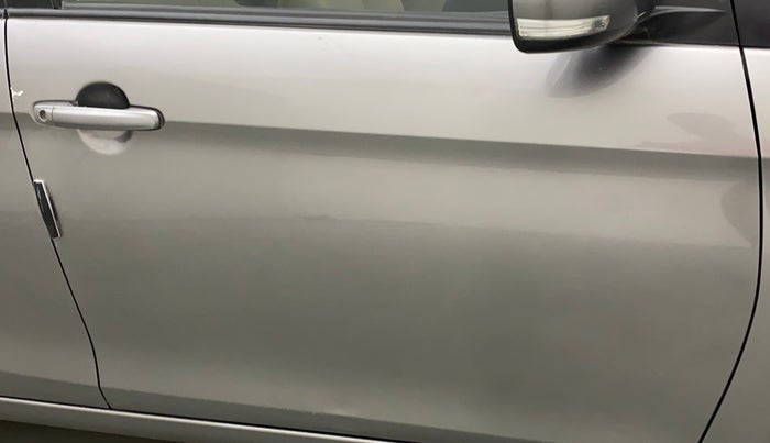 2017 Maruti Ciaz DELTA 1.4 AT PETROL, Petrol, Automatic, 78,774 km, Driver-side door - Minor scratches