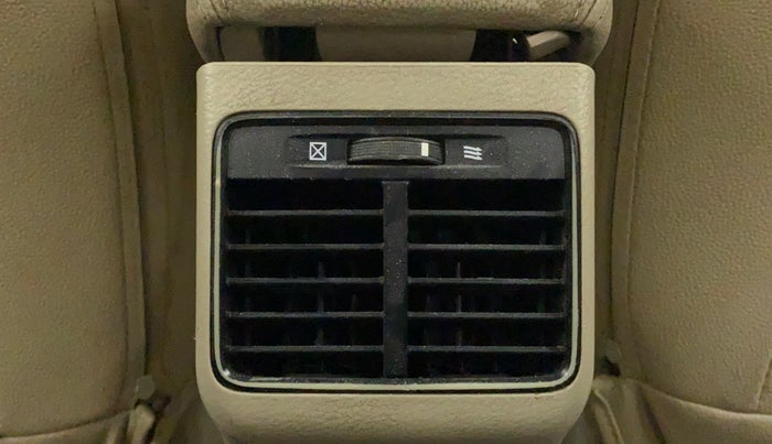 2017 Maruti Ciaz DELTA 1.4 AT PETROL, Petrol, Automatic, 78,774 km, Rear AC Vents