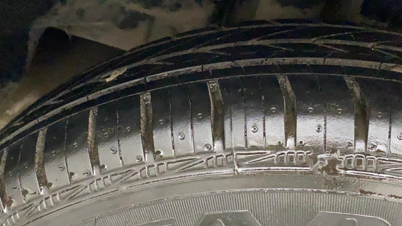2017 Maruti Ciaz DELTA 1.4 AT PETROL, Petrol, Automatic, 78,774 km, Right Rear Tyre Tread