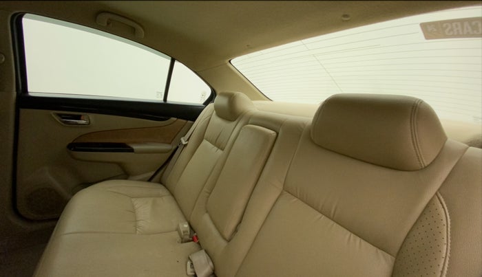 2017 Maruti Ciaz DELTA 1.4 AT PETROL, Petrol, Automatic, 78,774 km, Right Side Rear Door Cabin