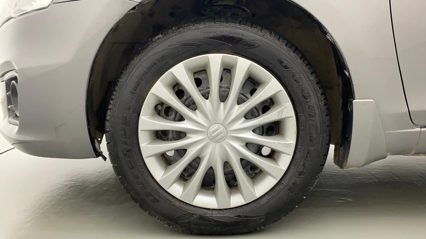 2017 Maruti Ciaz DELTA 1.4 AT PETROL, Petrol, Automatic, 78,774 km, Left Front Wheel