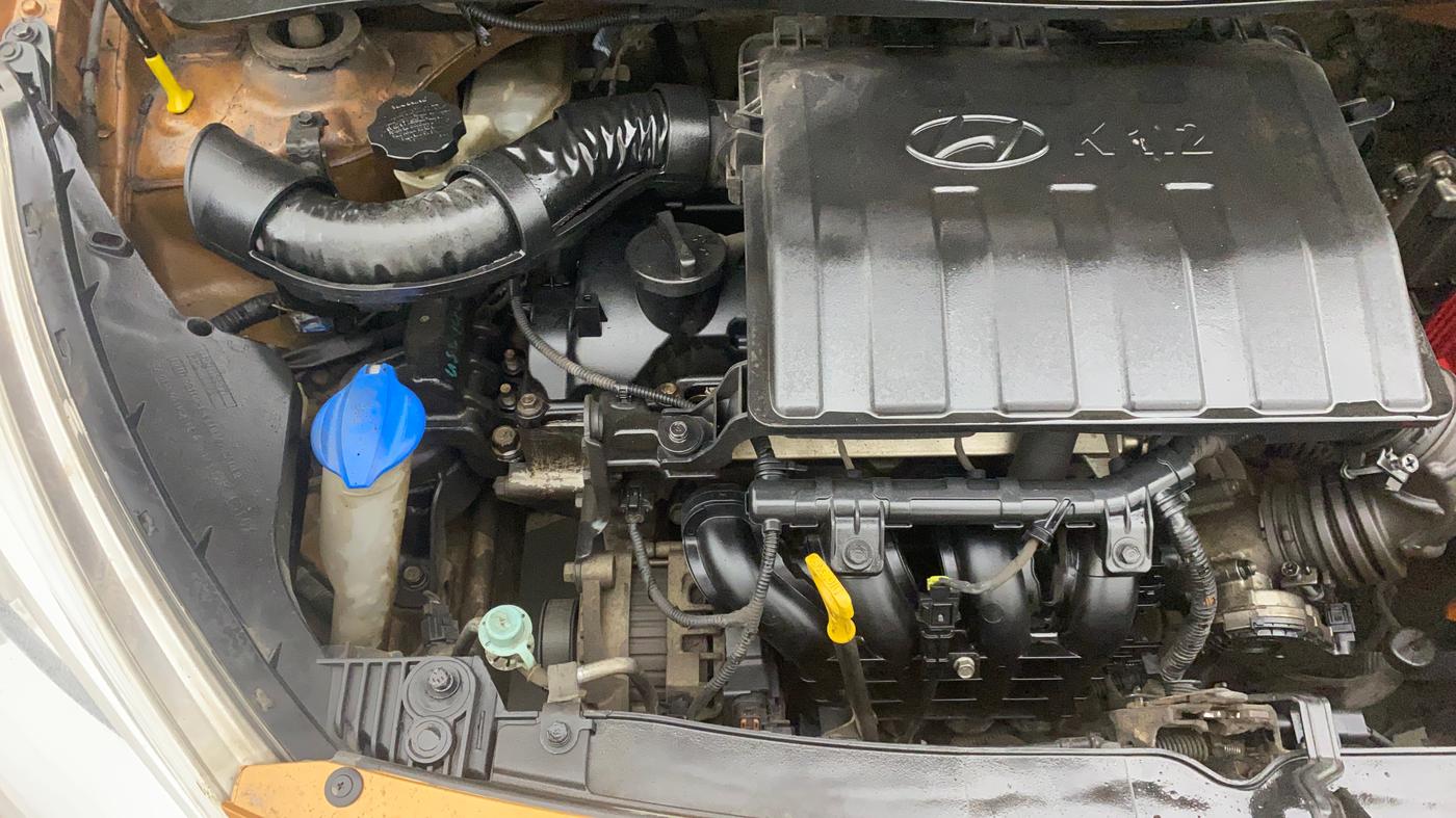 2014 Hyundai Grand i10 ASTA AT 1.2 KAPPA VTVT, Petrol, Automatic, 1,40,874 km, Engine View - Right