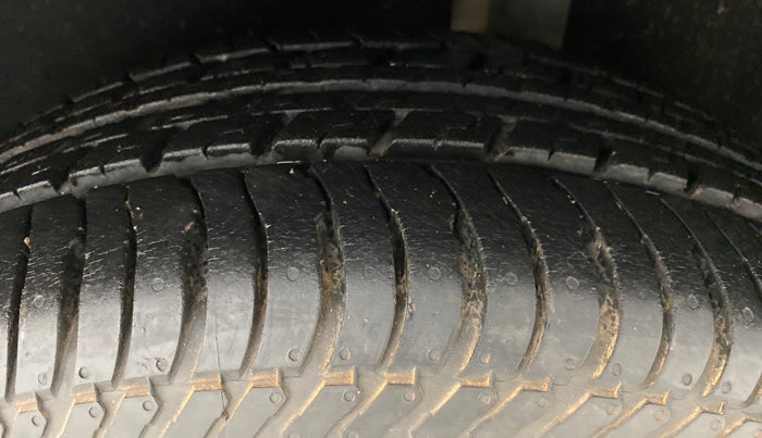 2018 Ford Ecosport 1.5 TITANIUM TI VCT, Petrol, Manual, 30,270 km, Left Rear Tyre Tread