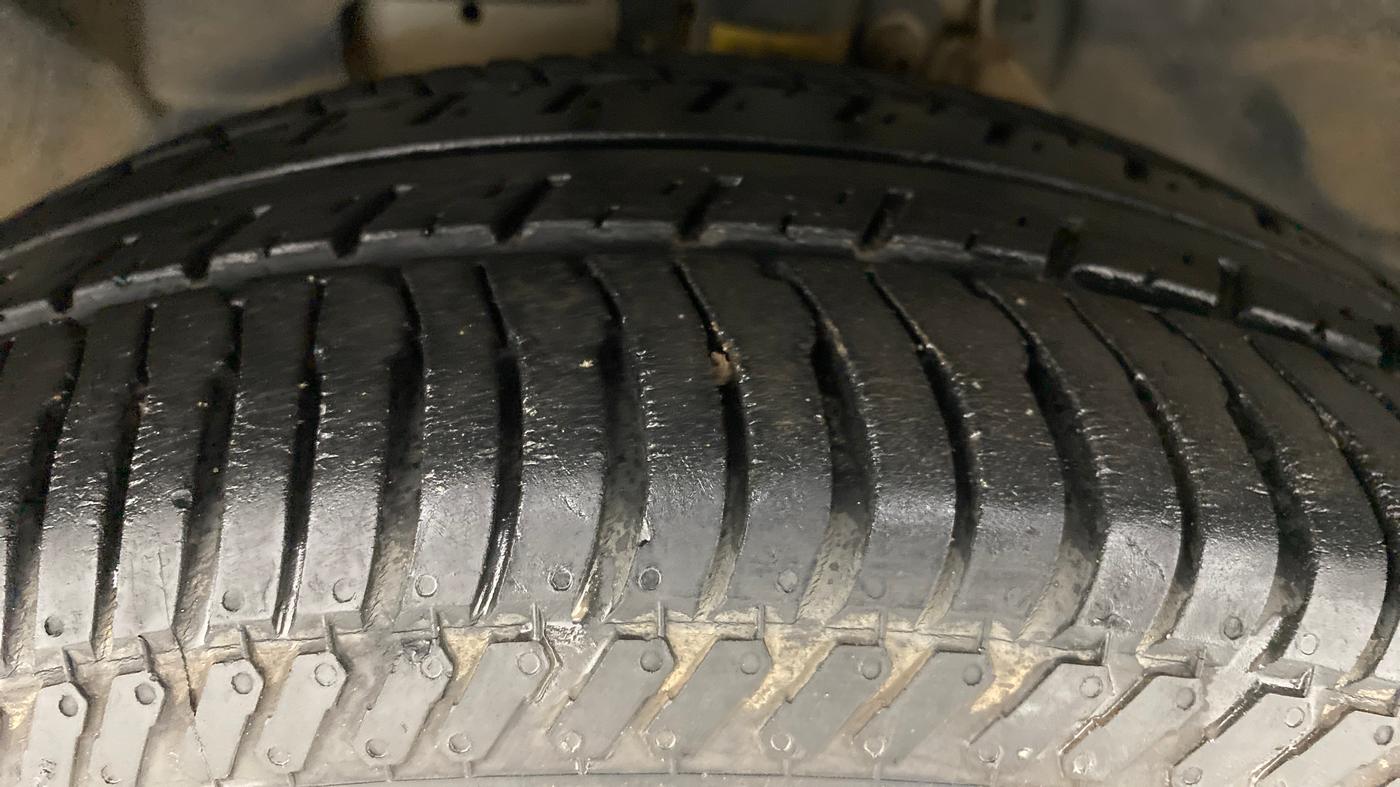 2018 Ford Ecosport 1.5 TITANIUM TI VCT, Petrol, Manual, 30,270 km, Left Front Tyre Tread