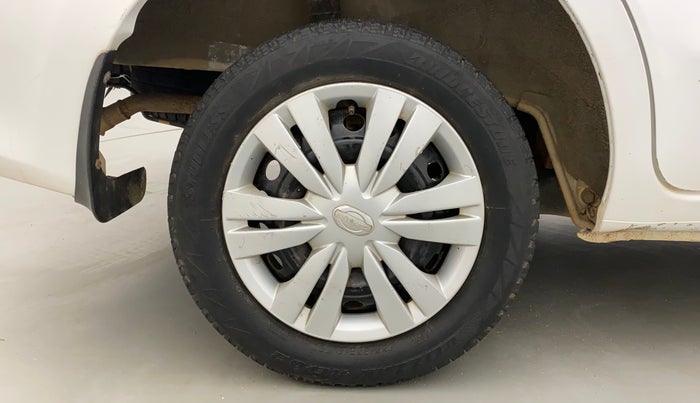 2015 Datsun Go Plus T, Petrol, Manual, 74,533 km, Right rear tyre - Tyre dimensions are different from each other