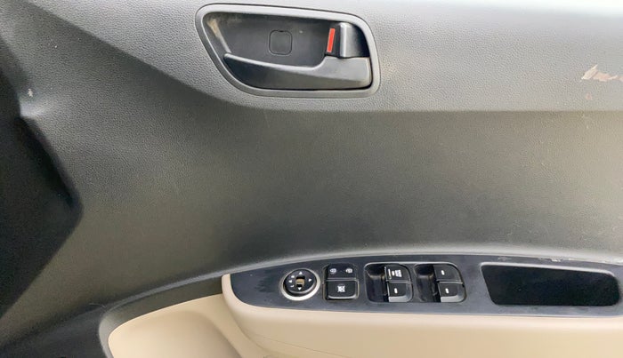 2019 Hyundai Xcent S 1.2, Petrol, Manual, 72,577 km, Driver Side Door Panels Control