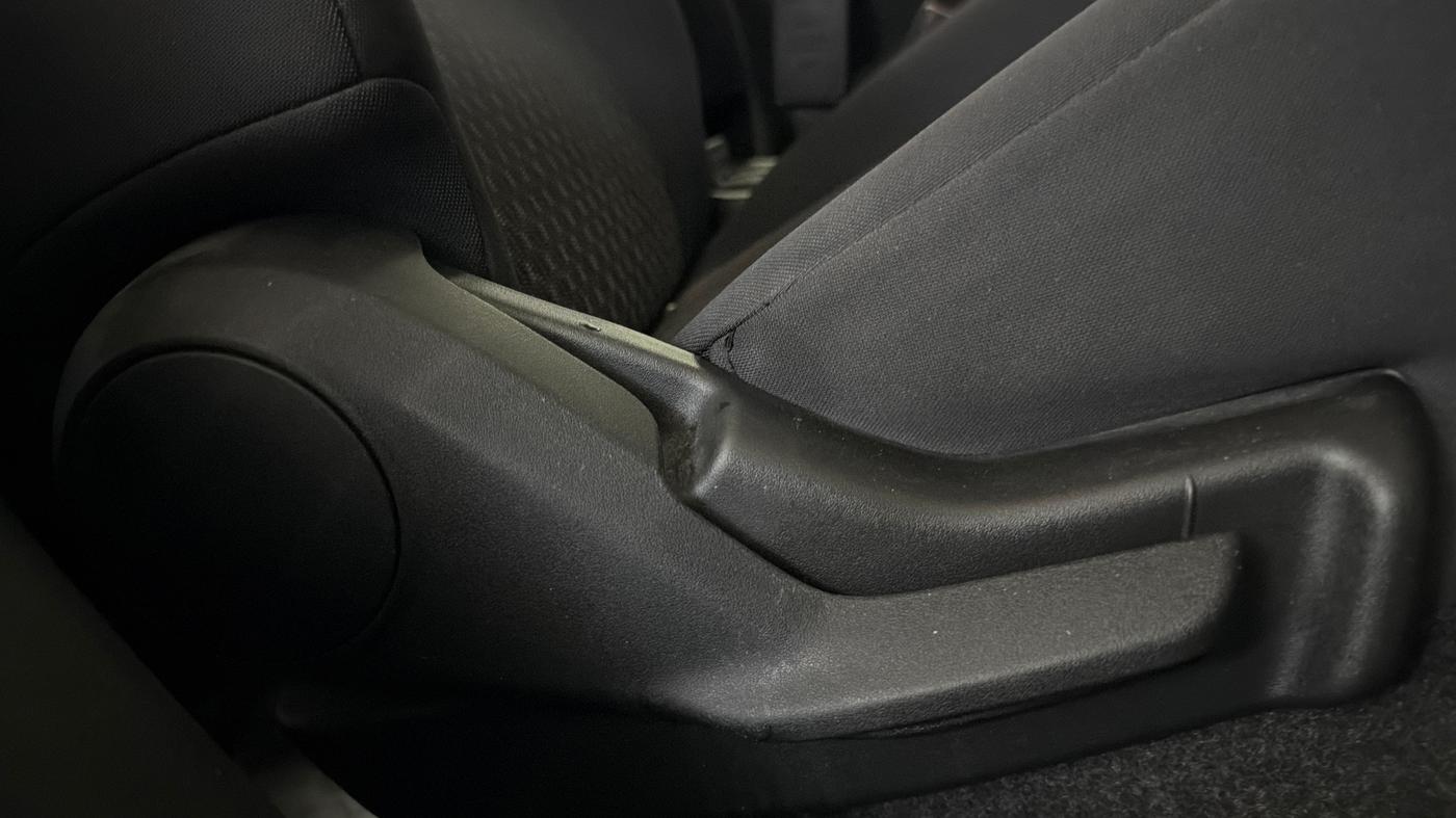 2022 Maruti Celerio LXI, Petrol, Manual, 37,691 km, Driver Side Adjustment Panel