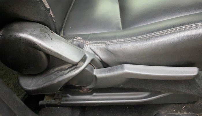 2016 Maruti Baleno ZETA PETROL 1.2, Petrol, Manual, 1,24,245 km, Driver Side Adjustment Panel