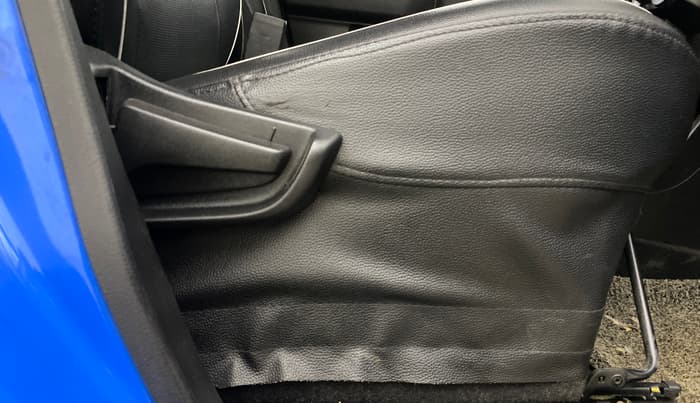 2019 Maruti S PRESSO VXI PLUS AMT, Petrol, Automatic, 81,296 km, Driver Side Adjustment Panel
