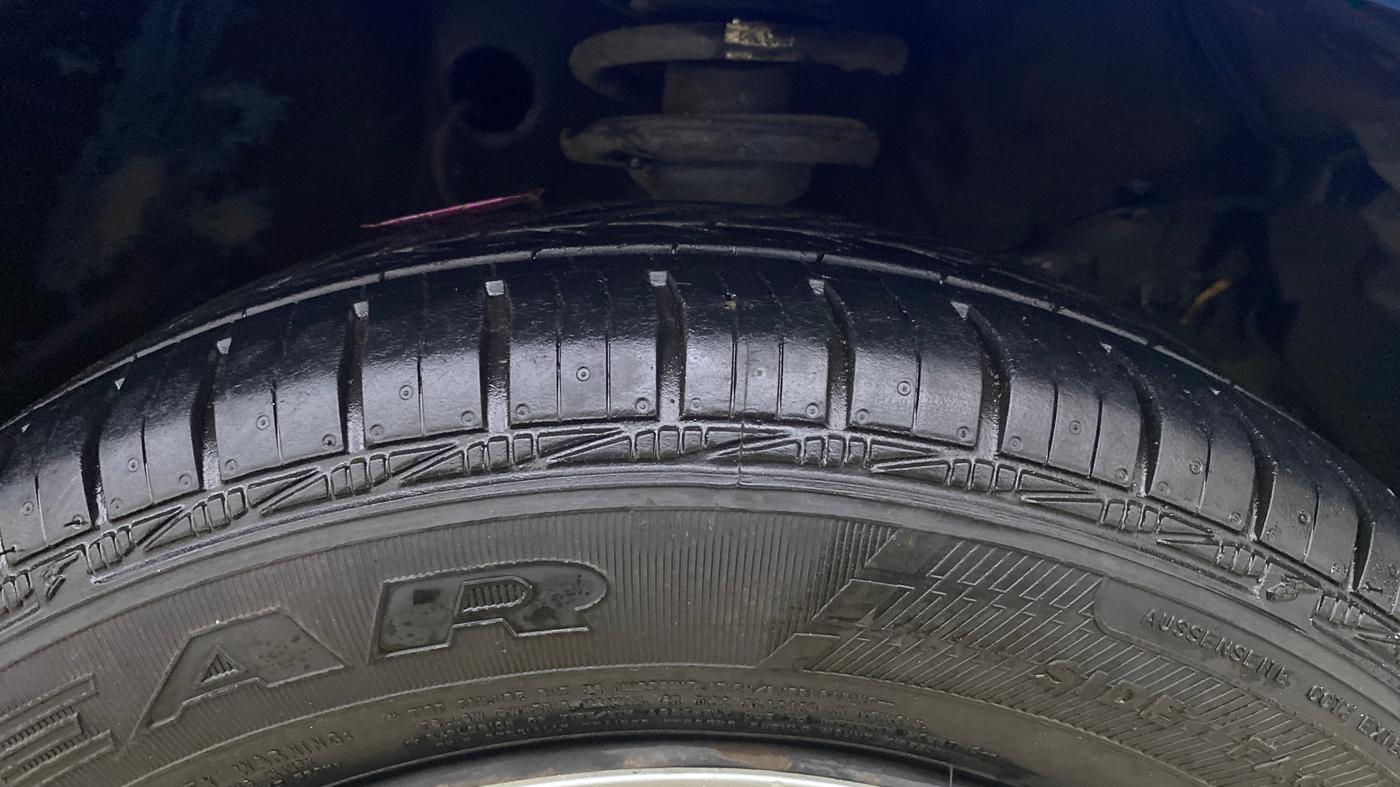 2019 Maruti S PRESSO VXI PLUS AMT, Petrol, Automatic, 81,030 km, Right Front Tyre Tread