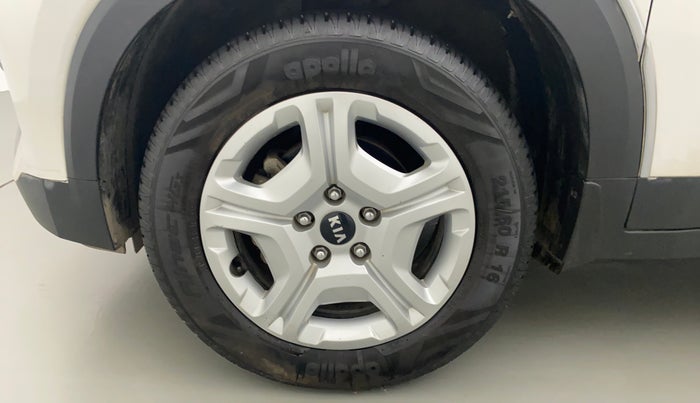 2021 KIA SONET HTK PLUS 1.5, Diesel, Manual, 25,438 km, Left Front Wheel