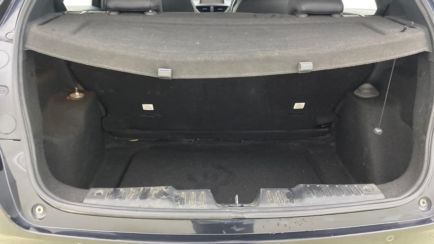 2023 Tata ALTROZ XZ PLUS DIESEL DARK EDITION, Diesel, Manual, 67,338 km, Boot Inside