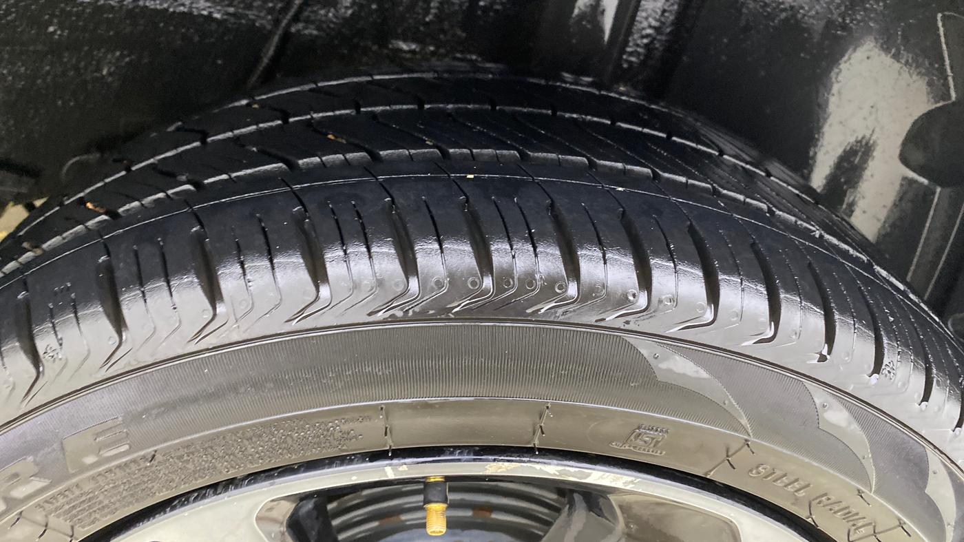 2023 Tata ALTROZ XZ PLUS DIESEL DARK EDITION, Diesel, Manual, 67,338 km, Left Rear Tyre Tread