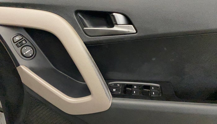 2017 Hyundai Creta SX PLUS 1.6 PETROL, Petrol, Manual, 77,797 km, Driver Side Door Panels Control