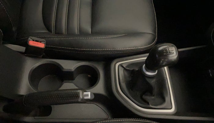 2017 Hyundai Creta SX PLUS 1.6 PETROL, Petrol, Manual, 77,797 km, Gear Lever